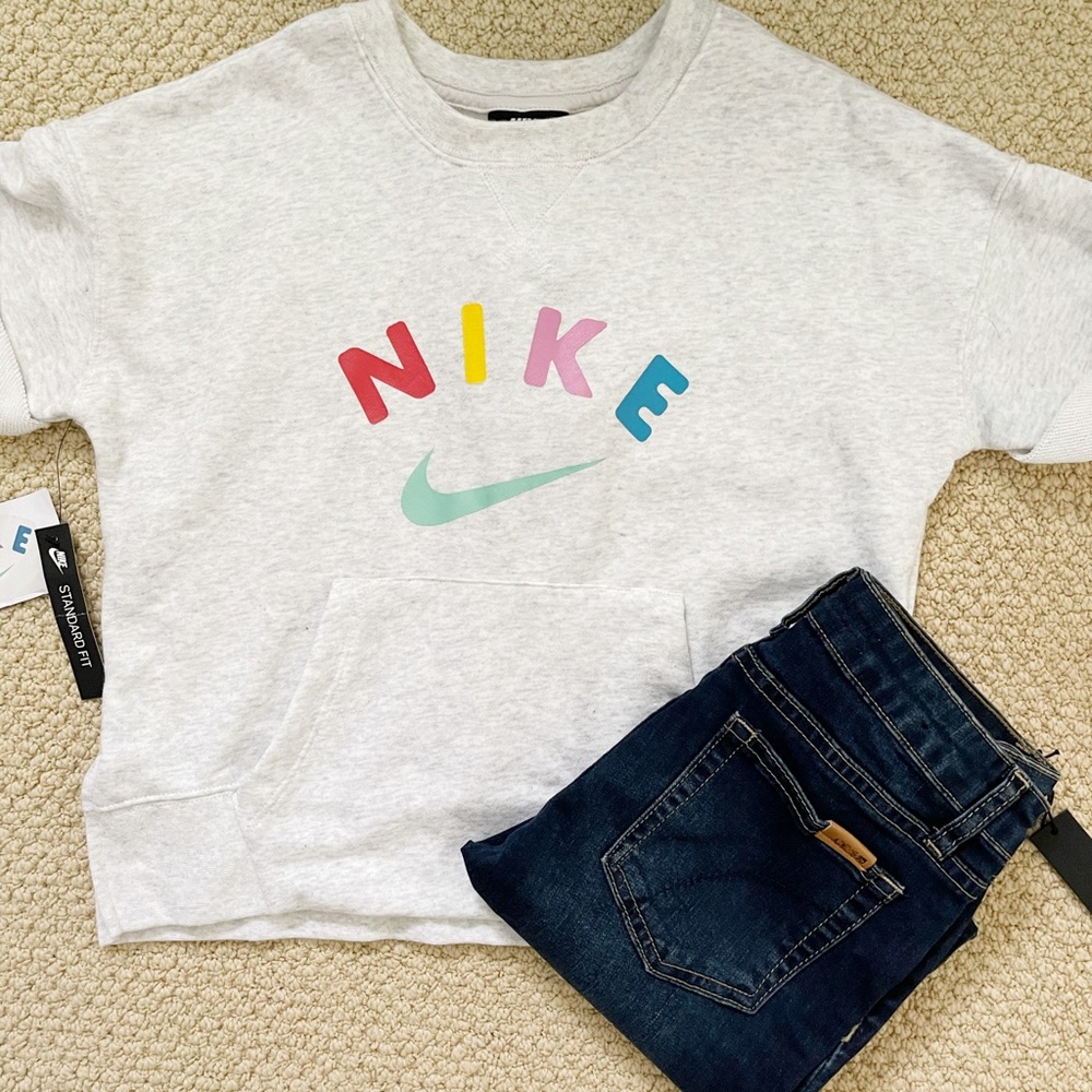 Nike cropped sweatshirt